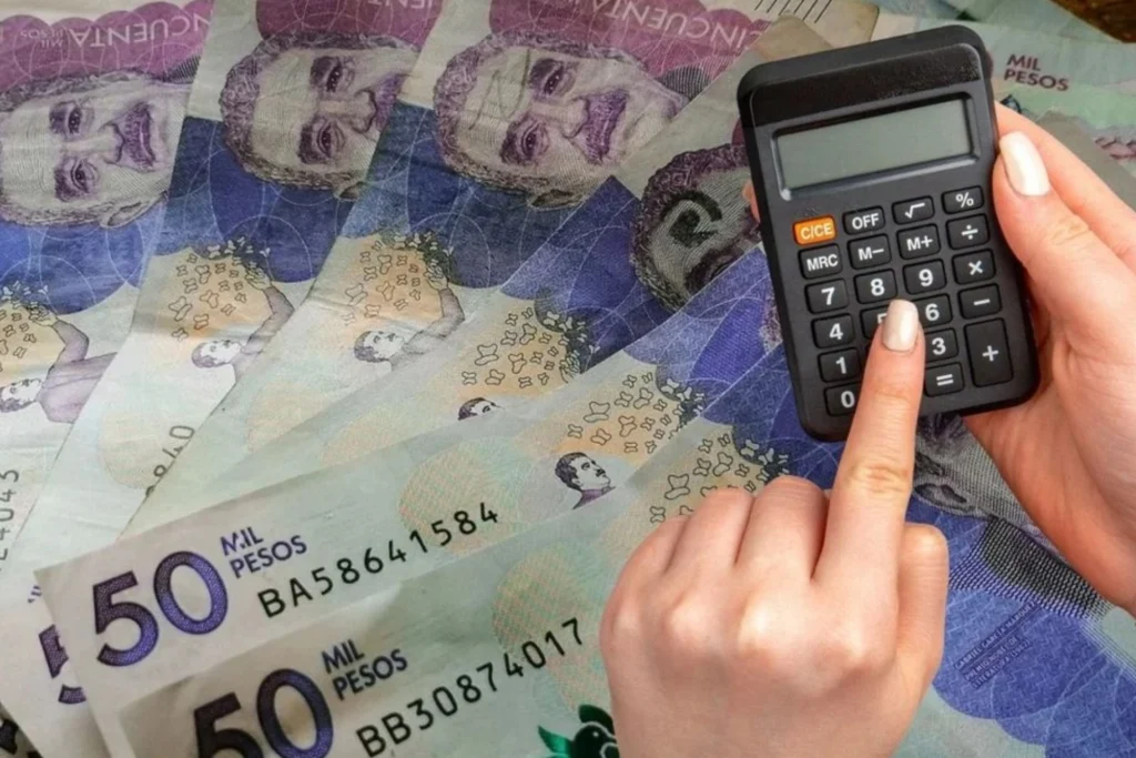 Fracasa la negociación del salario mínimo y la decisión queda en manos del Gobierno.