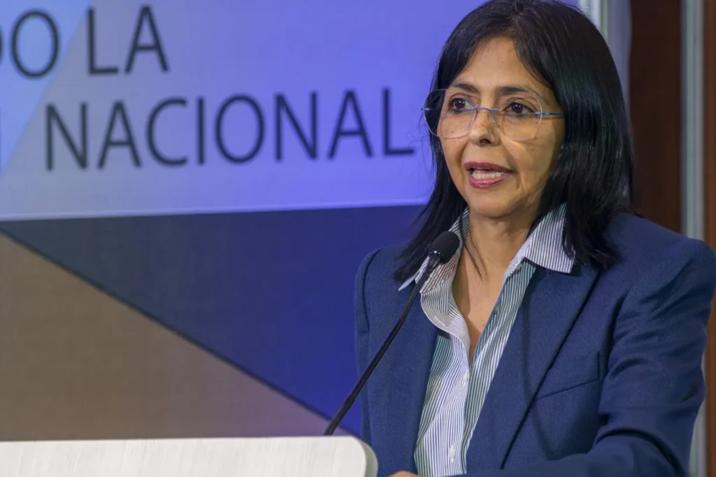 Delcy Rodríguez propone agenda de cooperación con EE. UU. mientras se aproxima juicio contra Maduro en Nueva York.