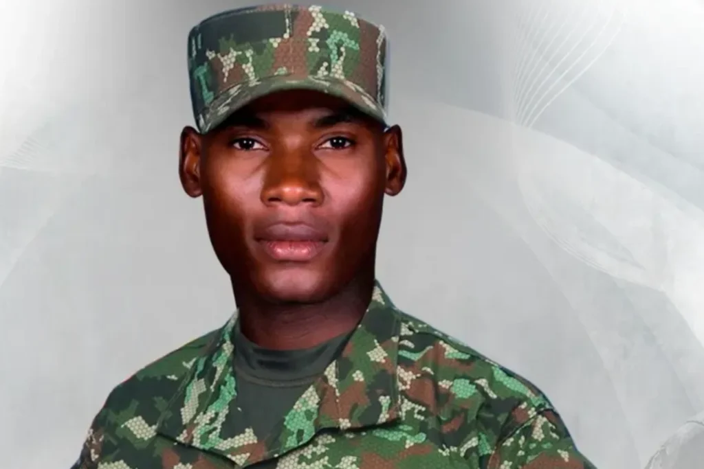 Ataques con drones cargados con explosivos dejan un soldado muerto en Bolívar