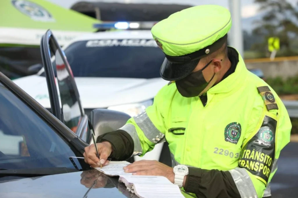 Nueva ley pondrá en riesgo la licencia de conductores reincidentes en infracciones
