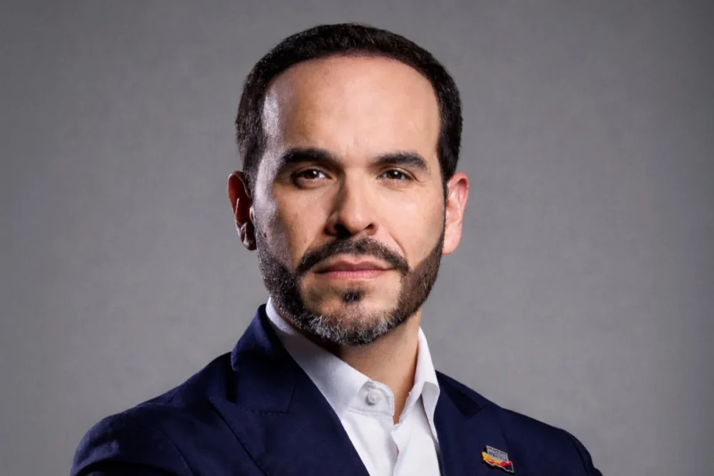 Crisis de salud en Colombia: “En la era de ‘El Tigre’ nadie más se quedará sin medicamentos”, promete Abelardo de la Espriella