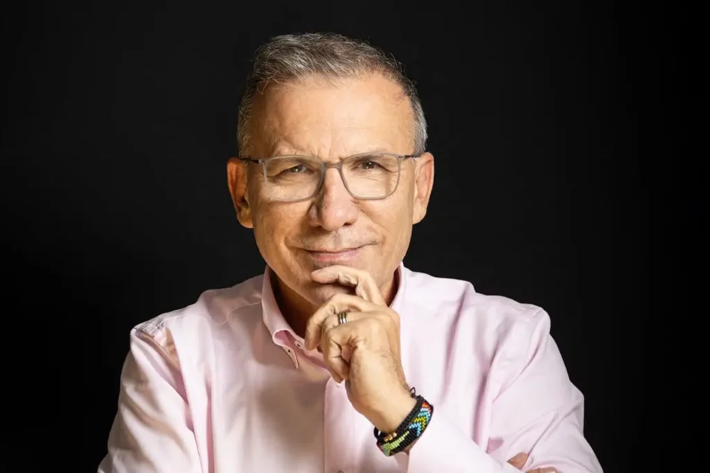 Roy Barreras advierte crisis “tremenda” en salud y propone inyección urgente de recursos para rescatar el sistema