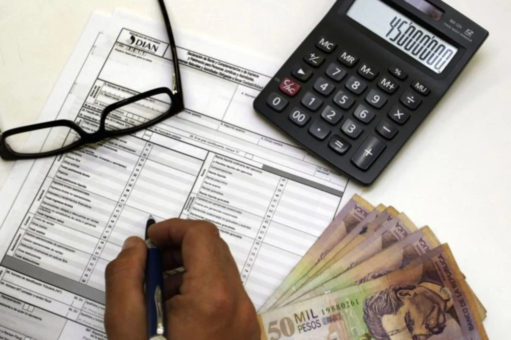 Primera vez declarando la renta en Colombia: los 10 errores que debe evitar para no tener problemas con la DIAN