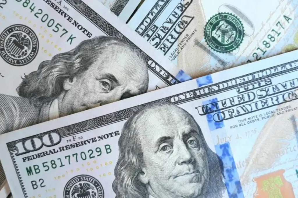 Dólar barato en Colombia: por qué muchos están comprando en aplicaciones y no en casas de cambio