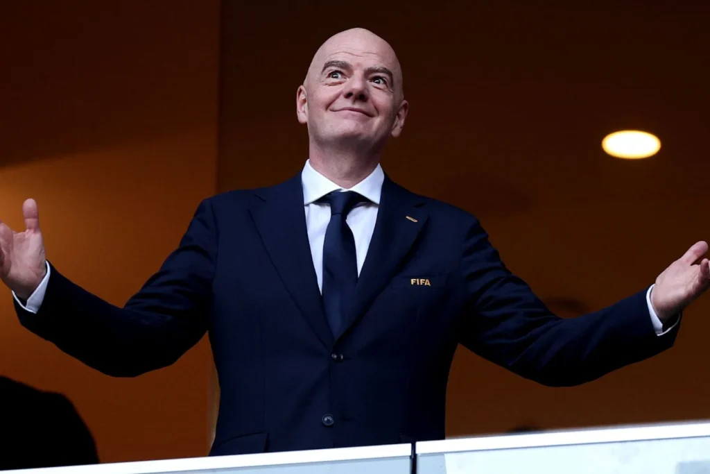 Denuncian que Infantino habría ofrecido la final del Mundial 2030 a Marruecos para asegurar apoyos en la FIFA