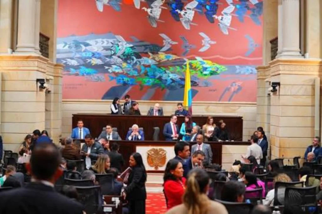 Así se repartirían los recursos de inversión del Presupuesto 2027 en Colombia Senado