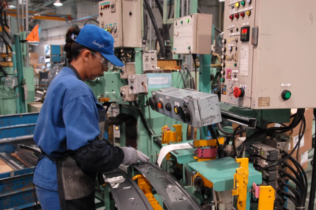 SENA tiene ofertas de empleo con pocos estudios y salarios de hasta $4 millones Ofertas de empleo